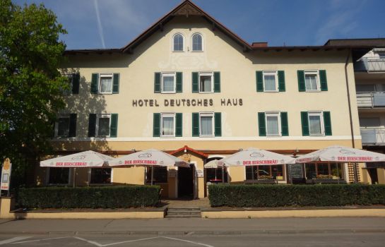 Hotels Near