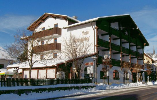 Hotels Near Stadtplatz