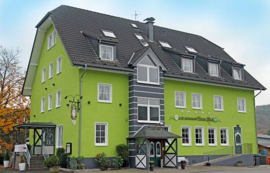 Hotels Near Vossbruchhalle