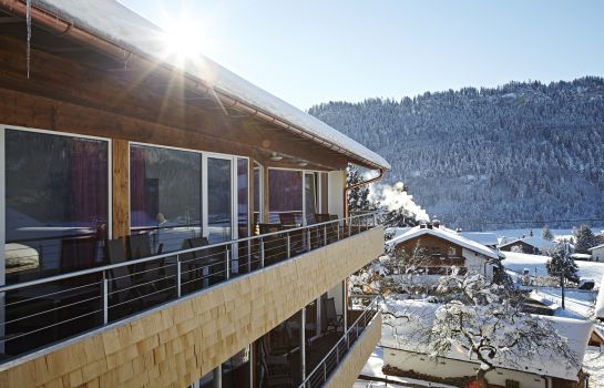 Hotels Near