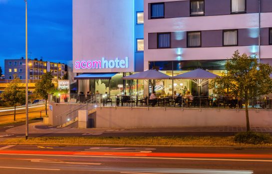 Hotels Near Tafelhalle Theatre