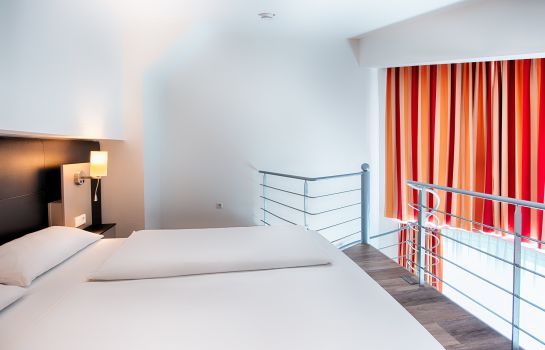 Hotels Near Nordwolle