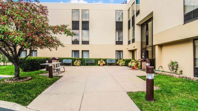 Comfort Inn Ohare Convention Center 2 Hrs Star Hotel In Chicago