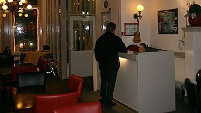 Hotel 83 - Hotel a 1 HRS stelle a Amsterdam Hotel 83 - Hotel a 1 HRS stelle a Amsterdam