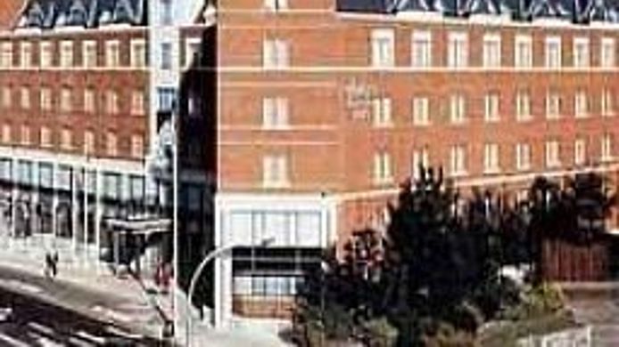 Jurys Inn Christchurch 3 Hrs Star Hotel In Dublin - 