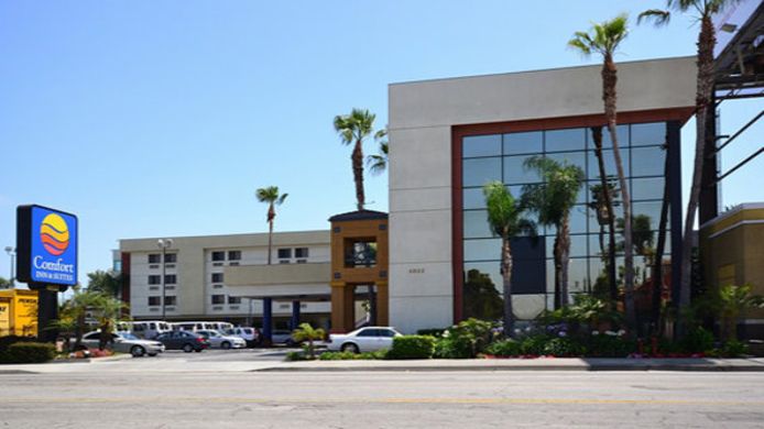 Quality Inn And Suites Los Angeles Airpo 2 Hrs Star Hotel
