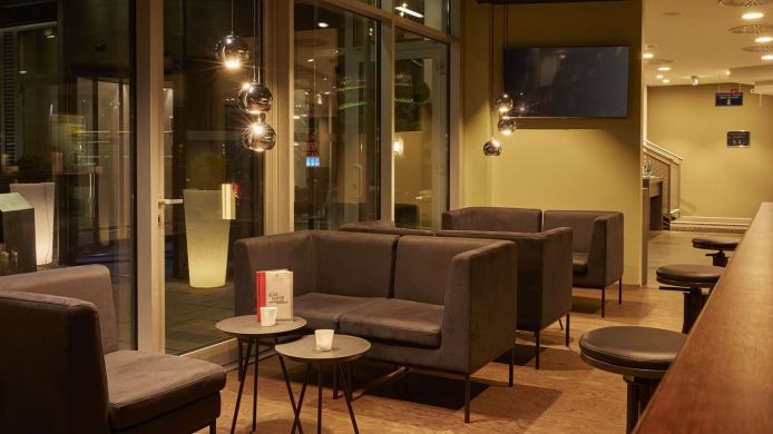 H4 Hotel Kassel 4 Sterne Hotel Bei Hrs Mit Gratis Leistungen