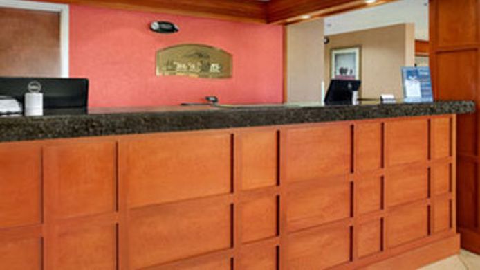 Hotel Howard Johnson Evansville East Bei Hrs Mit Gratis