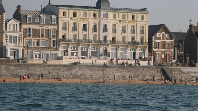 Hotel Kyriad Saint Malo Centre Plage 3 Hrs Star Hotel In
