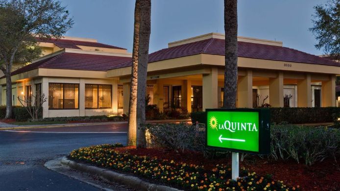 Quality Inn At International Drive 3 Hrs Star Hotel In Orlando