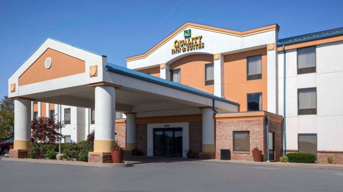 Quality Inn And Suites Arnold St Louis 3 Hrs Sterne Hotel Bei
