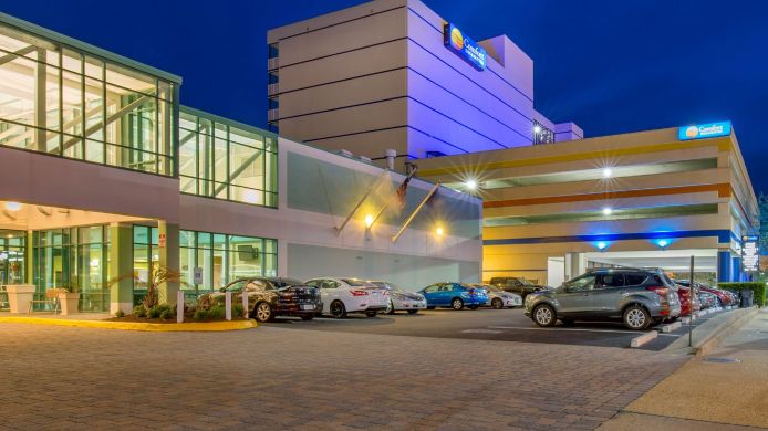 Comfort Inn And Suites Oceanfront 3 Hrs Sterren Hotel In