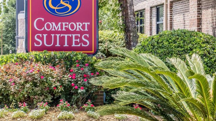 Hotel Comfort Suites Historic District Savannah Bei Hrs Mit