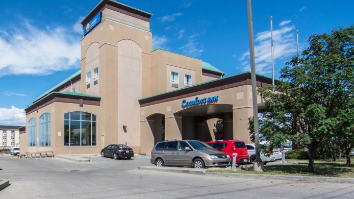 Comfort Inn And Suites Airport South 3 Hrs Star Hotel In Calgary