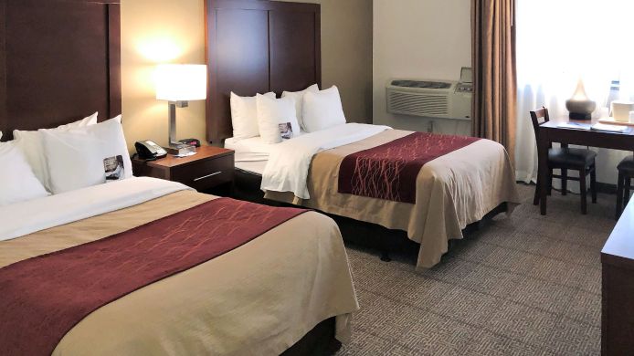 Comfort Inn Farmington Hills 2 Hrs Sterne Hotel Bei Hrs Mit Gratis Leistungen I had a great time working at comfort inn i learn a lot of work skills that added to my job power job was explained well and easy to understand there was more trainings and hiring offer for different. hrs