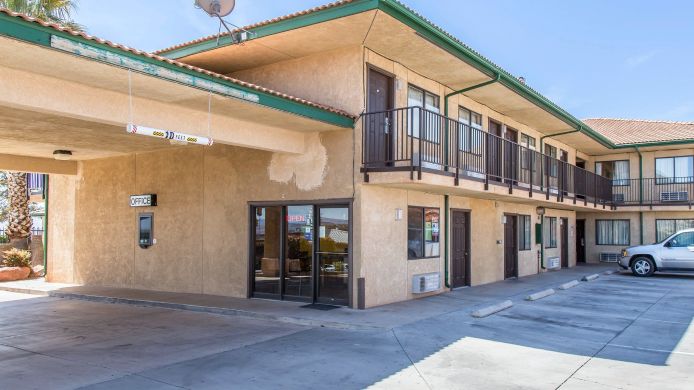 Rodeway Inn Red Hills 2 Hrs Star Hotel In St George - 