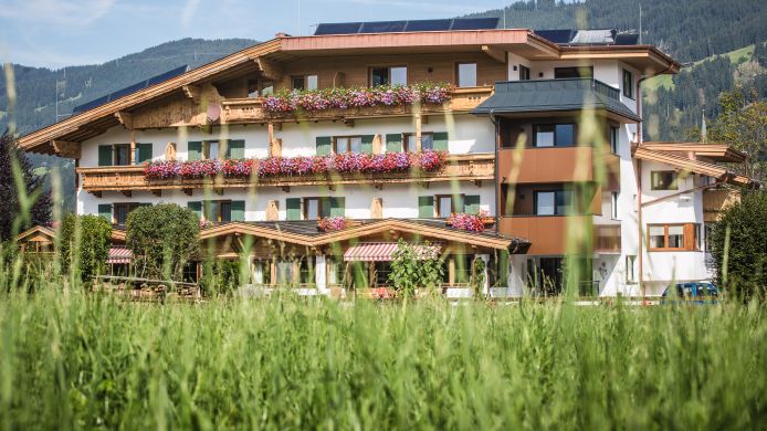 Haus Tannenhof Pension 3 Hrs Star Hotel In Kirchberg In Tirol