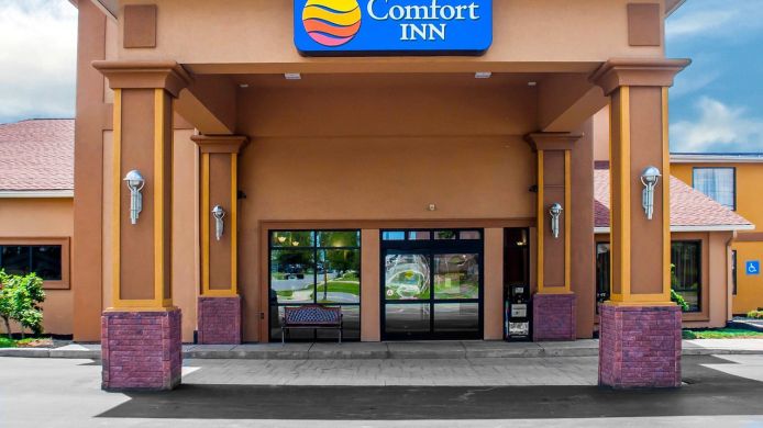Comfort Inn Near Walden Galleria Mall In Cheektowaga