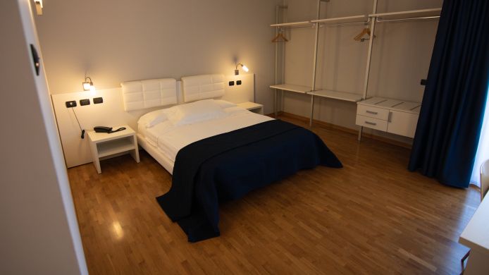 Tre Stelle Mobili Reggio Emilia