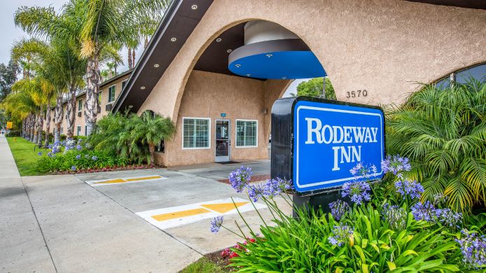 Rodeway Inn Near Legoland In Fallbrook - 