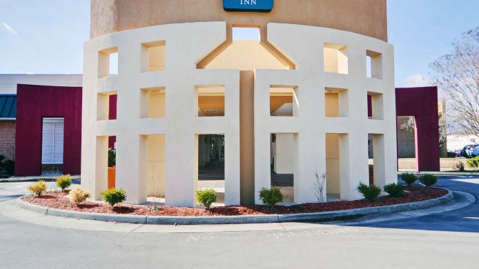 Quality Inn Roanoke Airport In Hollins