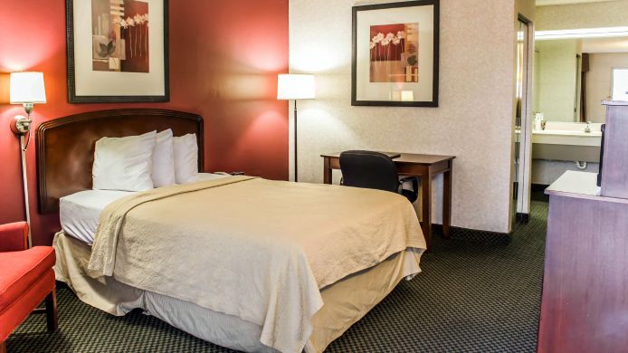Quality Inn Roanoke Rapids
