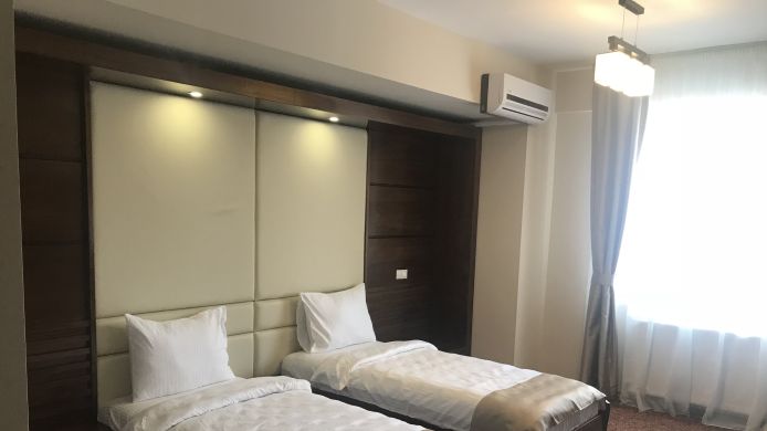 Best Hotel Restaurant 3 Hrs Star Hotel In Ploieşti
