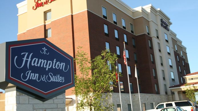 Hampton Inn Suites Dallas Lewisville Vista Ridge Mall Tx 3 Hrs