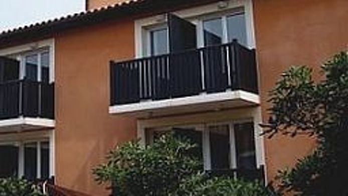 Hotel De La Clape Logis 2 Hrs Star Hotel In Narbonne