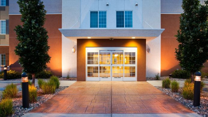 Hotel Candlewood Suites Sioux Falls Bei Hrs Mit Gratis