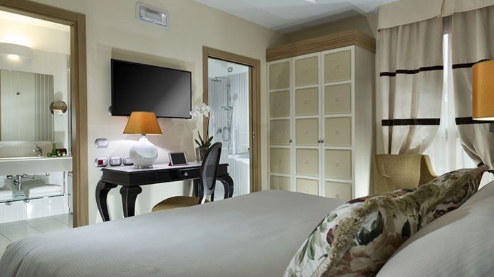 Erbavoglio Hotel 4 Hrs Star Hotel In Rimini - 