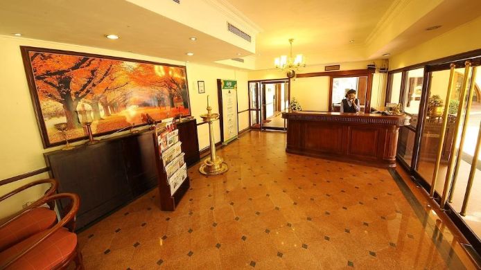 Ats Willingdon Hotel Cochin 3 Hrs Sterne Hotel Bei Hrs Mit Gratis Leistungen Willingdon sports club, tardeo, tulsiwadi districts: hrs