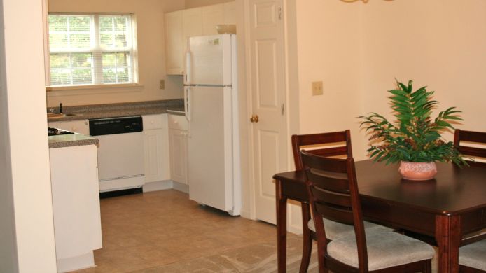 Hotel Execustay At Aspen Woods South Windsor Bei Hrs Mit Gratis