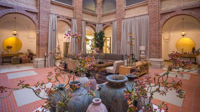 Hotel Parador De Lleida 4 Hrs Sterne Hotel Bei Hrs Mit Gratis Leistungen