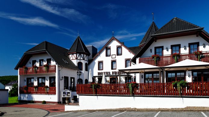 Hotel Freihof  4 HRS star hotel in Hiddenhausen