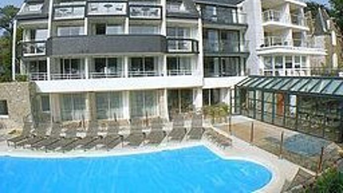 Hotel Le Churchill Carnac-Carnac-Plage - 4 HRS Sterne ...