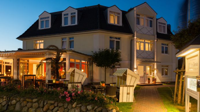 Hotel Sylter Domizil Garni WenningstedtBraderup Wenningstedt 4 HRS