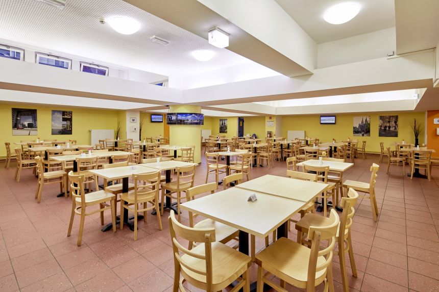 breakfastRoom