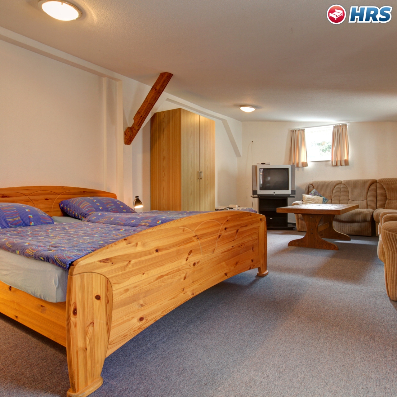 Hotel Zum Lindenhof Lower Saxony At Hrs With Free Services