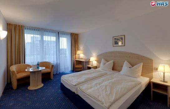 Hotels Near