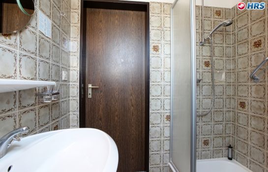 Hotels Near Beachclub Nethen