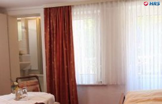 Hotels Near Brunnenplatz