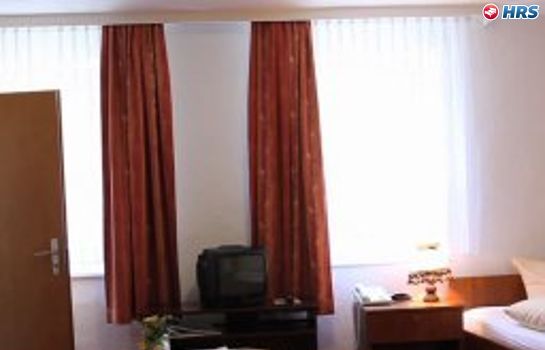 Hotels Near Brunnenplatz