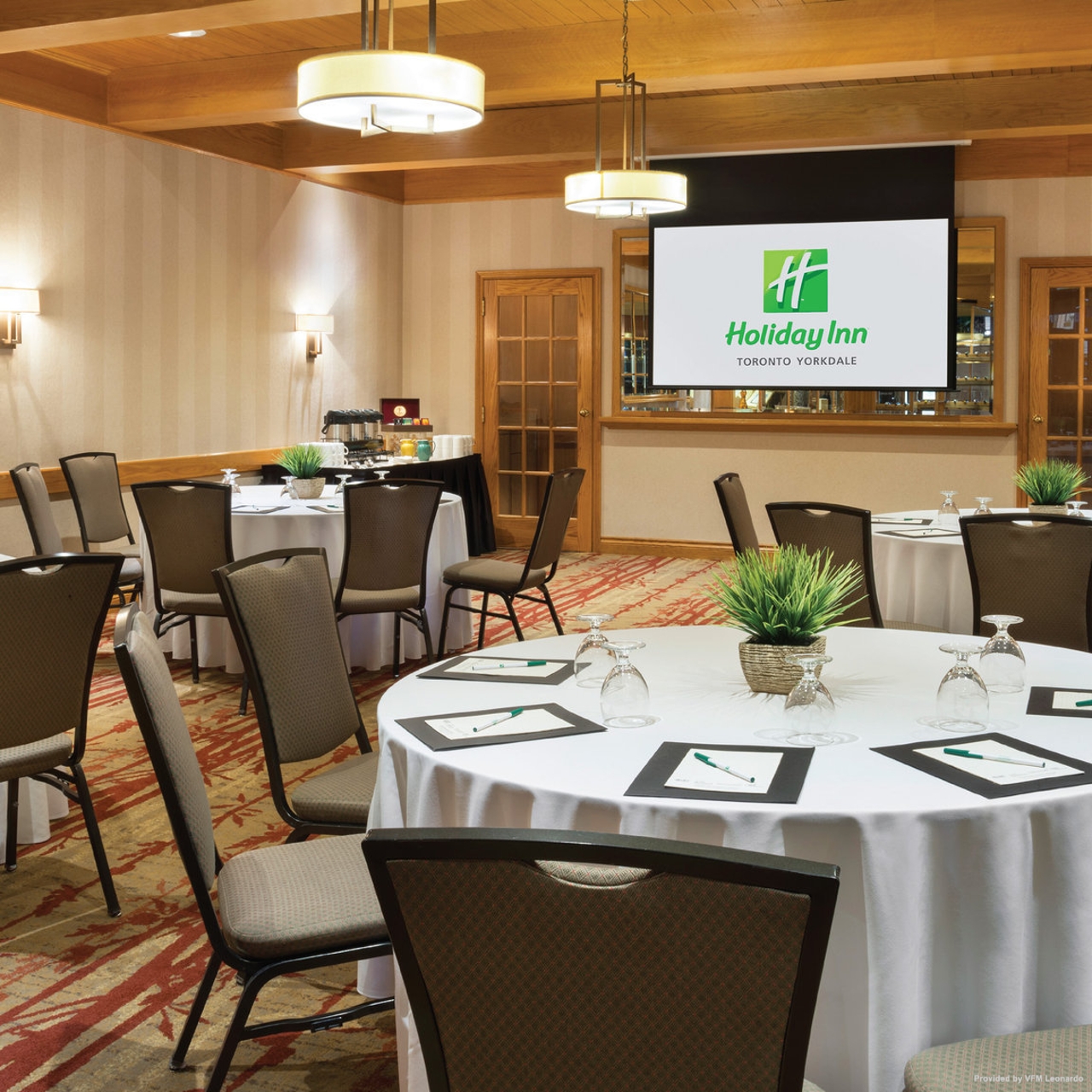 Holiday Inn Toronto Yorkdale 4 Hrs Star Hotel In Toronto Ontario