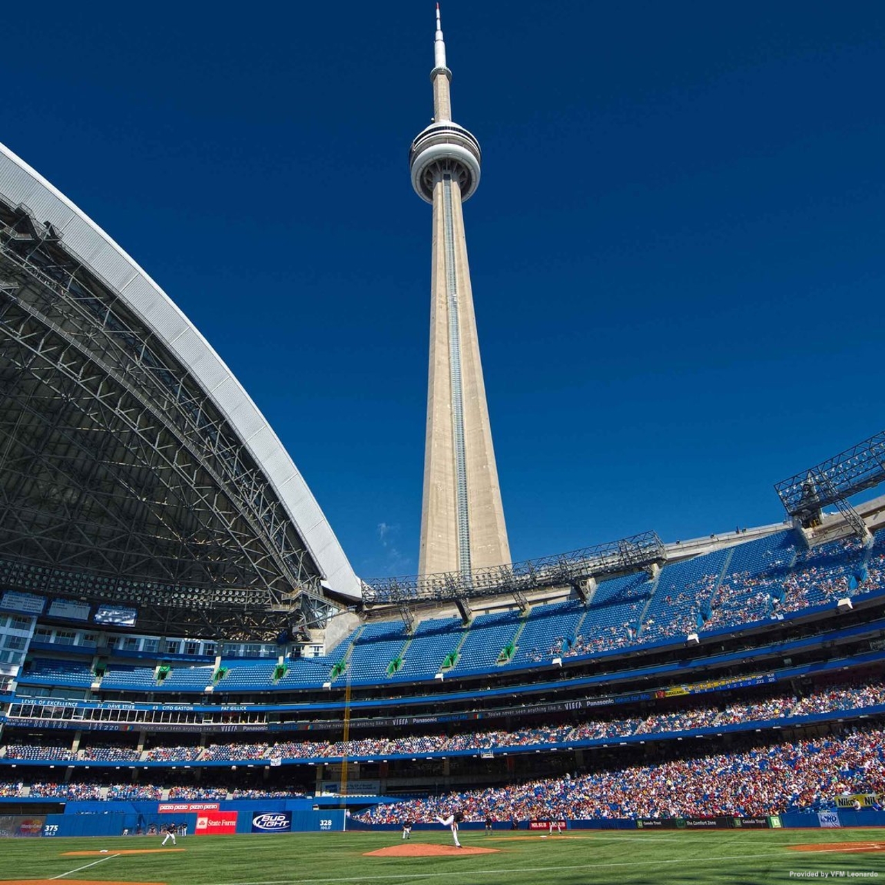 Holiday Inn Toronto Yorkdale 4 Hrs Star Hotel In Toronto Ontario