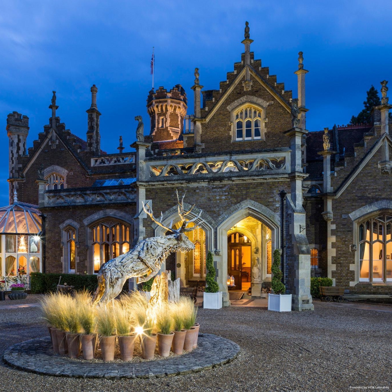 The Oakley Court Hotel - 4 HRS star hotel in Windsor, Windsor and  Maidenhead (England)