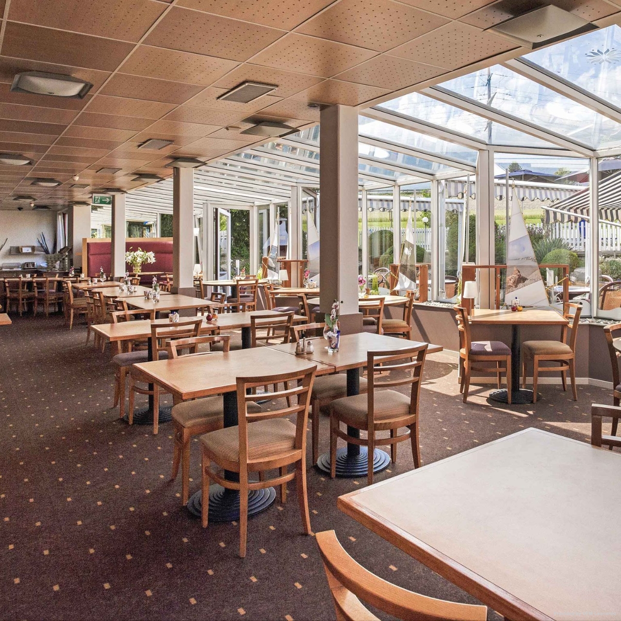 hotel ibis 3 lacs neuchatel la neuveville at hrs with free services