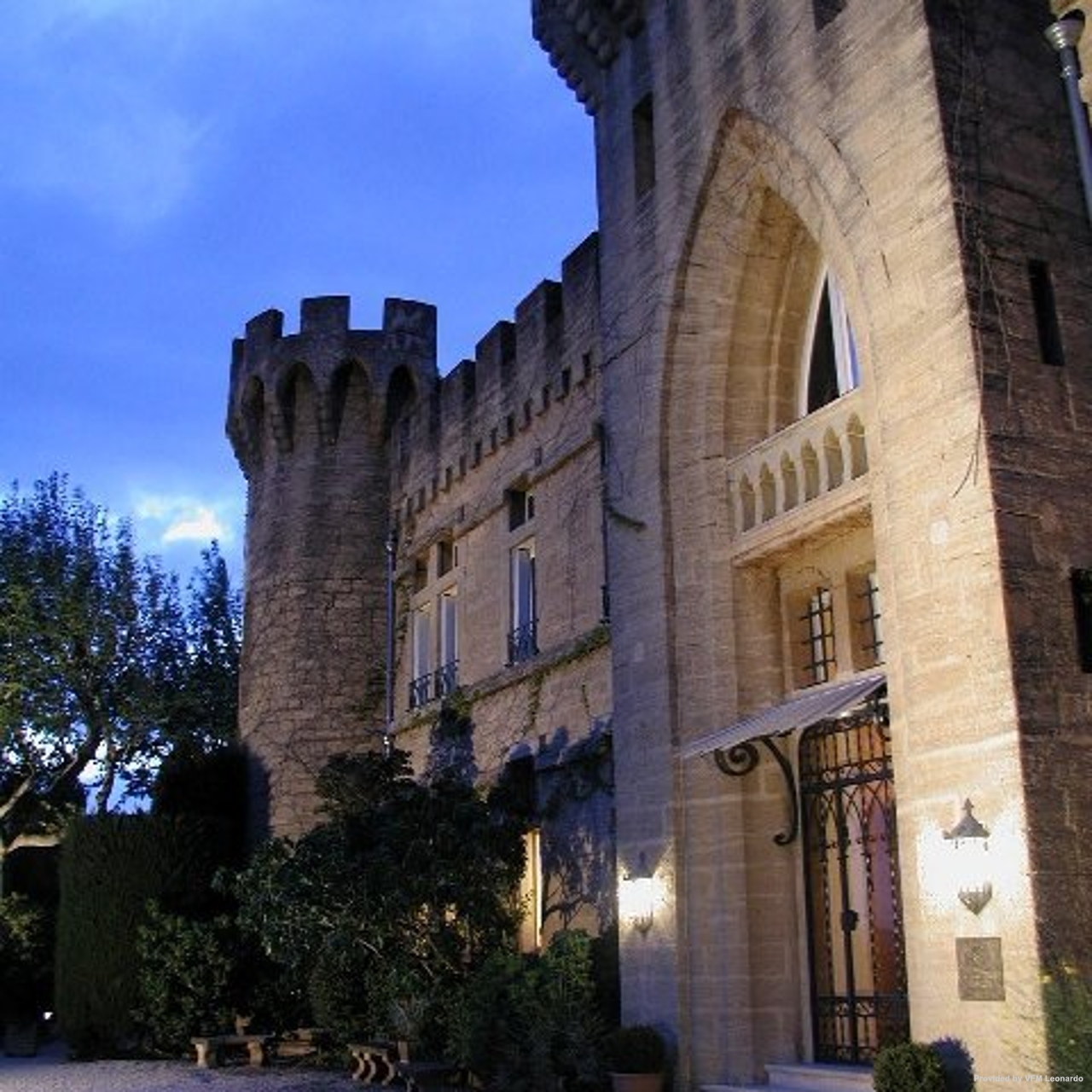 Hotel Chateau Des Fines Roches 4 Hrs Star Hotel In Chateauneuf Du Pape Provence Alpes Cote D Azur Hotel Chateau Des Fines Roches 4 Hrs Star Hotel In Chateauneuf Du Pape Provence Alpes Cote D Azur