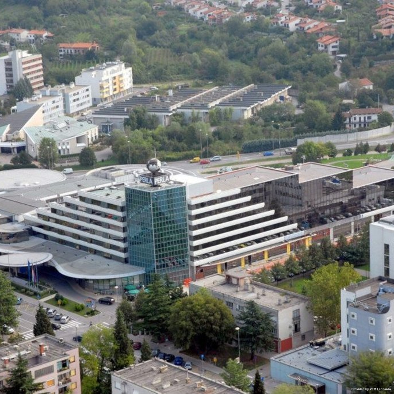 Piscina Casino Perla