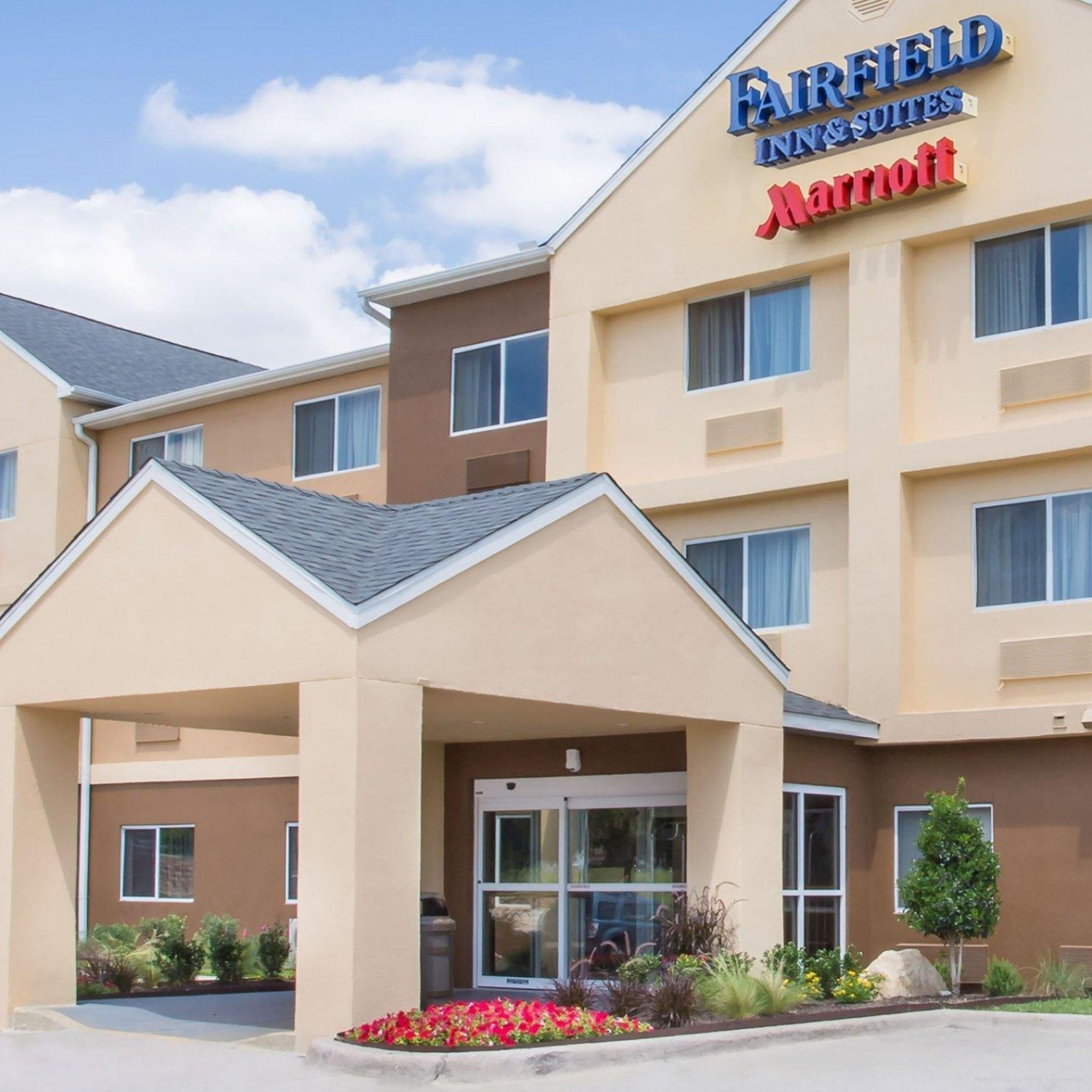 Fairfield Inn and Suites by Marriott Temple Belton at HRS with free services